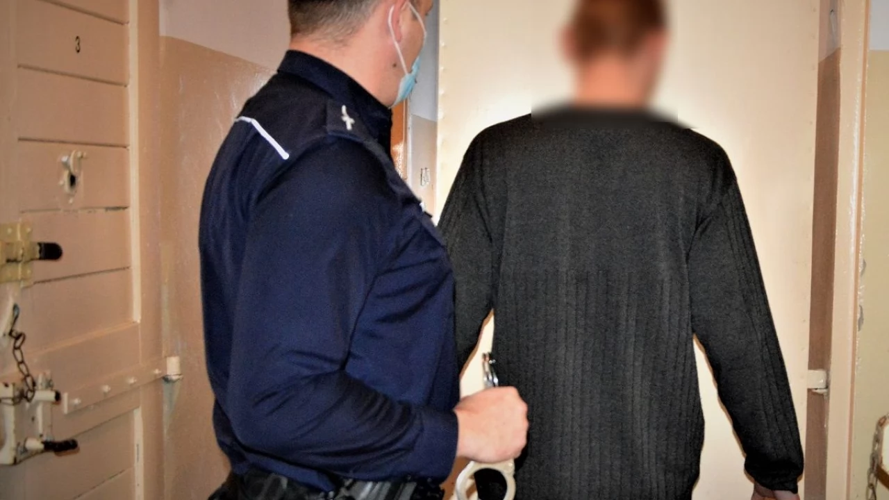 Groził samobójstwem - skończyło się na grożeniu śmiercią policjantom
