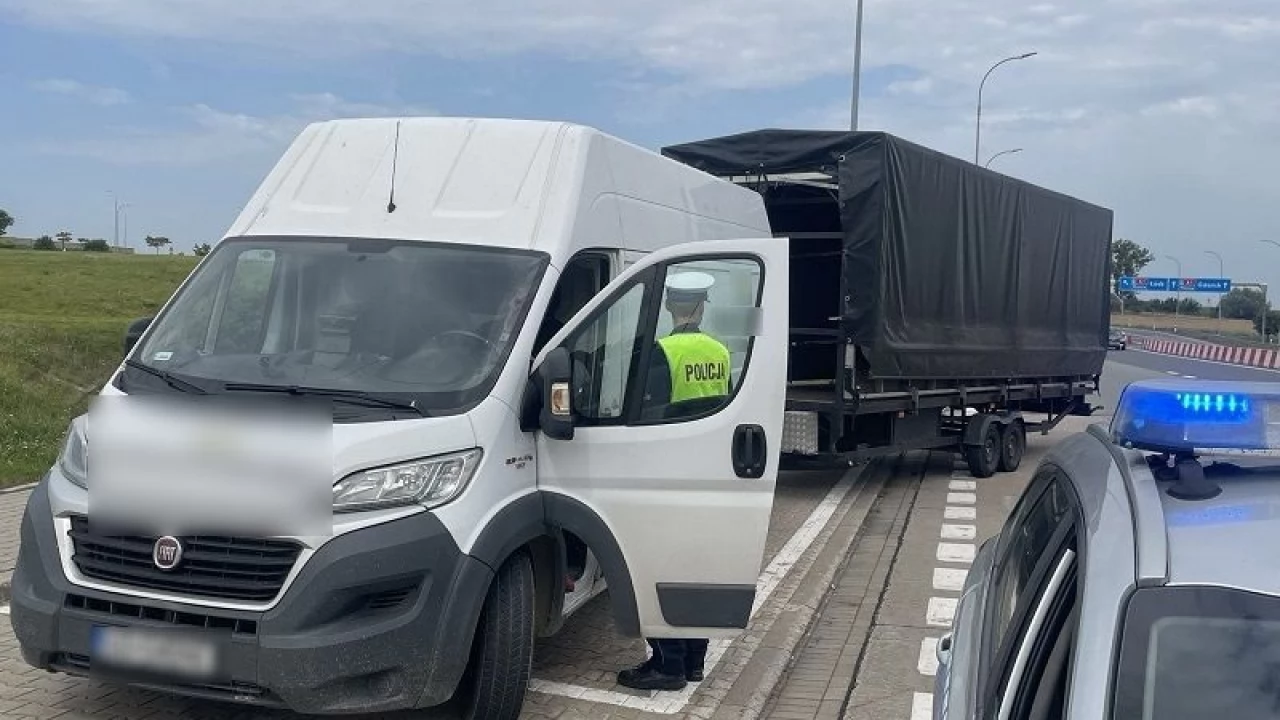 Intensywna praca tczewskich policjantów podczas długiego weekendu