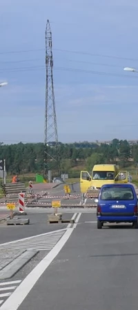 Teraz drogowcy pracują na nowym przejeździe kolejowym