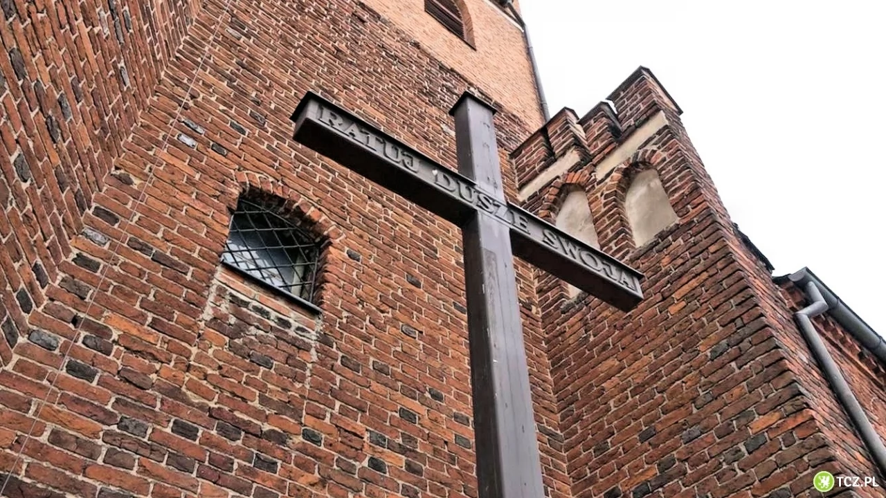Jak bardzo religijni są wierni w diecezji pelplińskiej? Ile osób chodzi do kościoła?