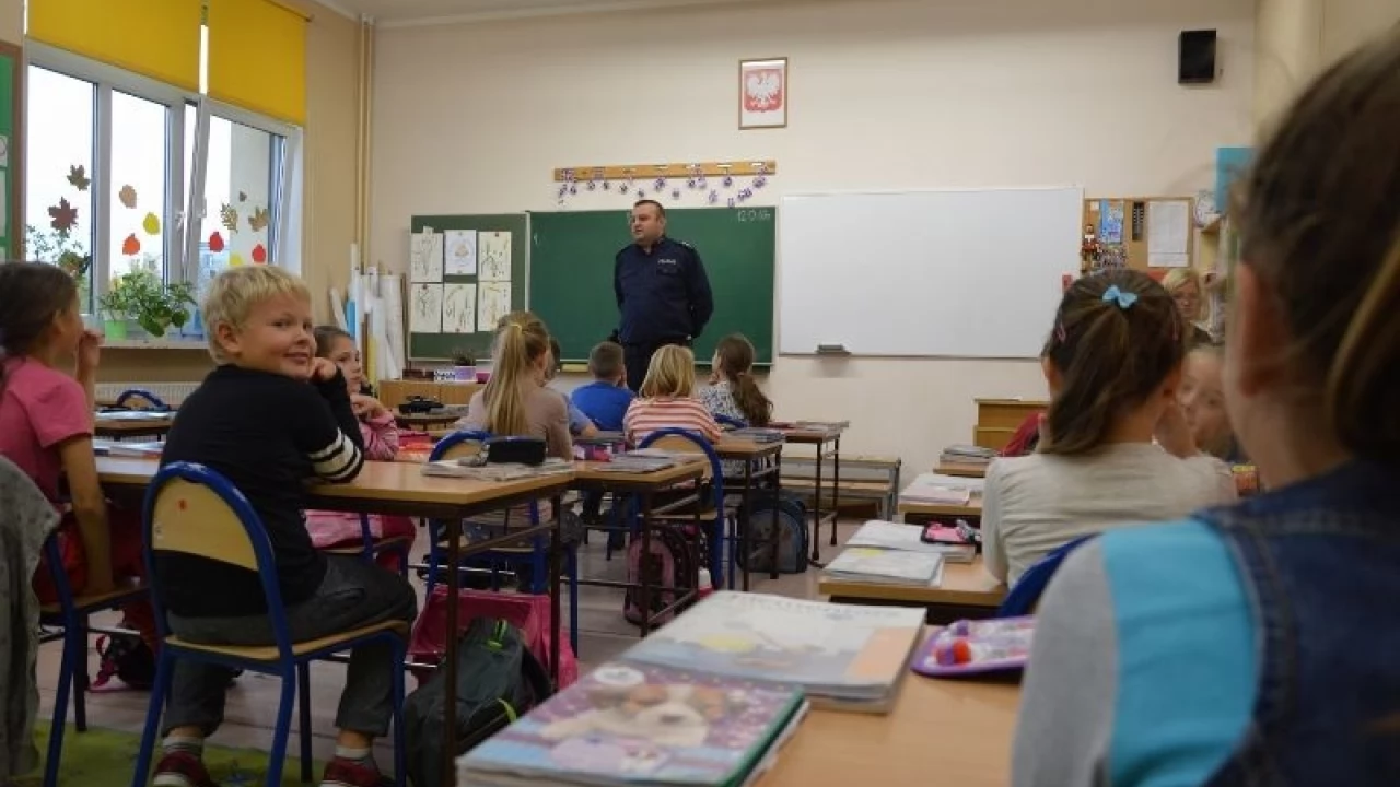 Jak dzieci widzą dzielnicowego?