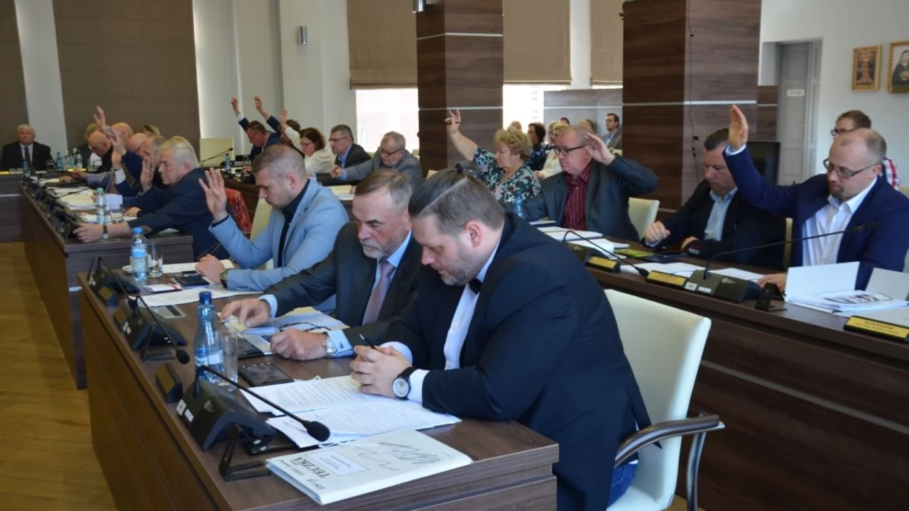 Jakie zadanie wpisano do budżetu po kwietniowej korekcie?