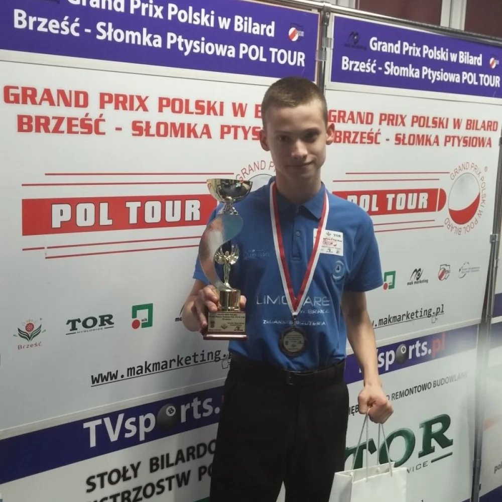 Kamil Sząszor tworzy historię
