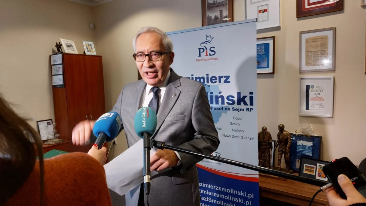 Kazimierz Smoliński poza KRS, ale w komisji regulaminowej