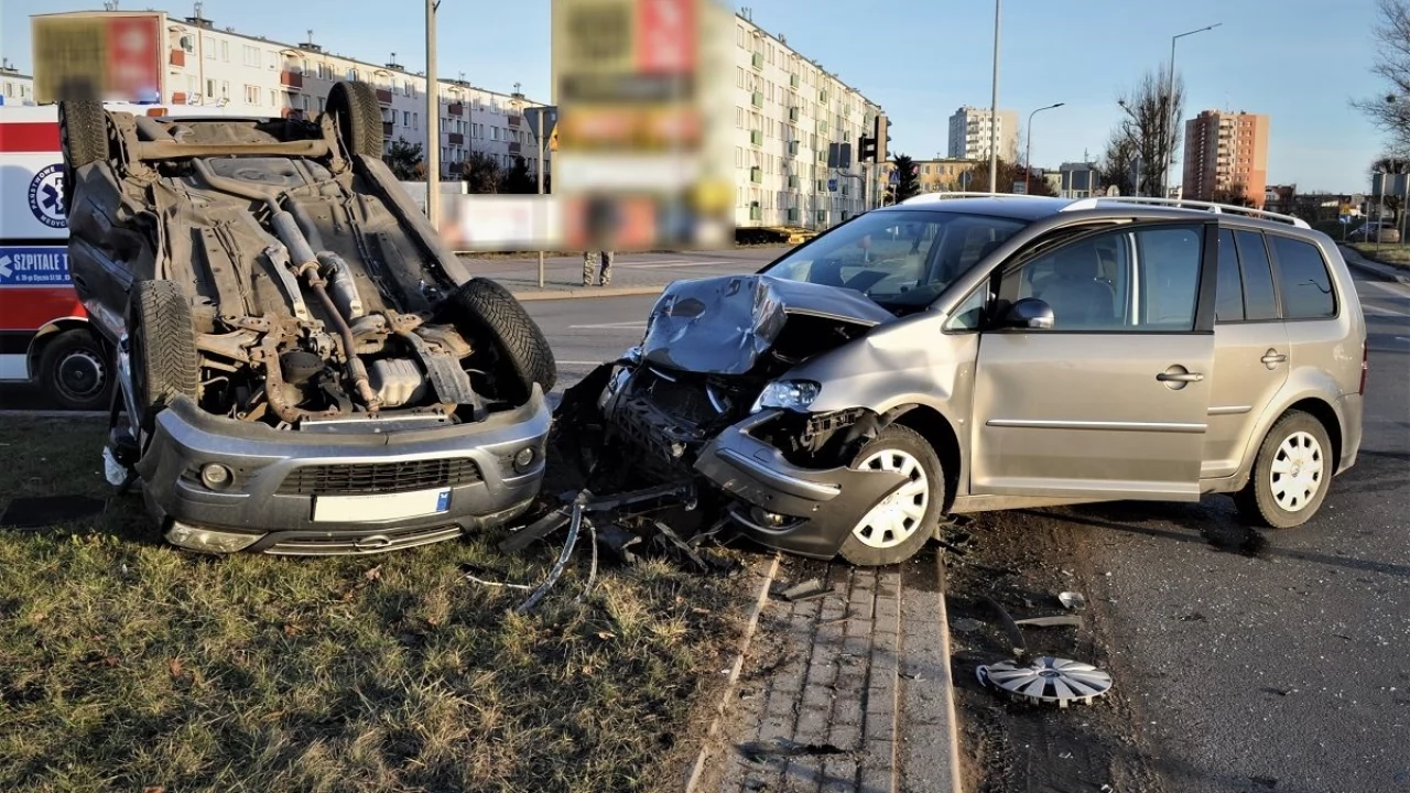 Kierowca opla stracił prawo jazdy za spowodowanie wypadku