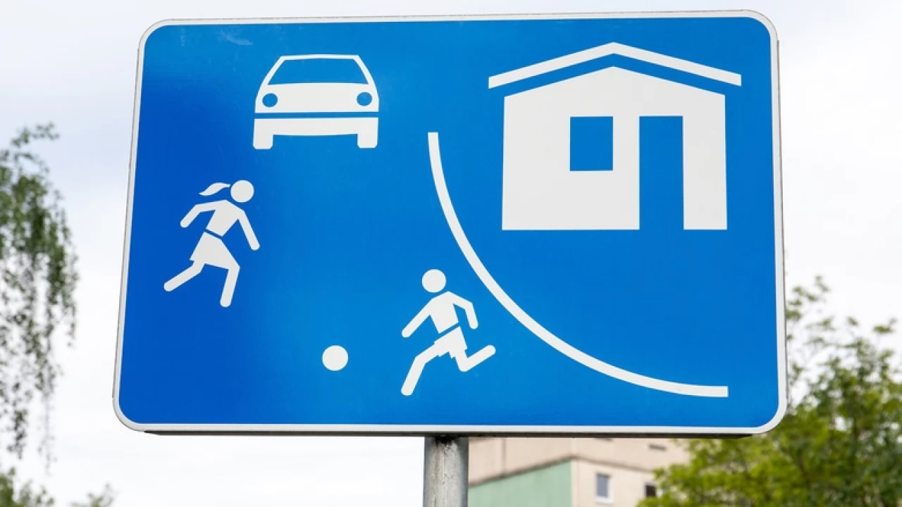 Kierowcy nie ustępują pierszeństwa pieszym