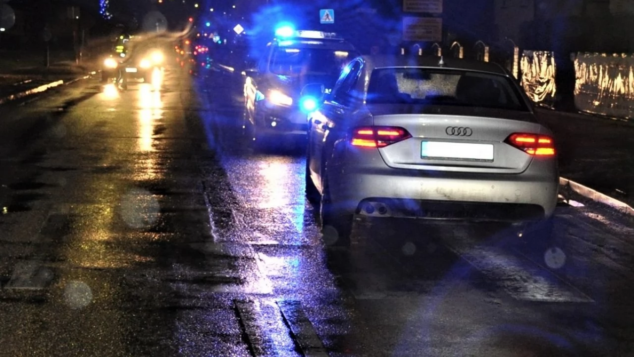 Kolejne potrącenie pieszej. Policjanci apelują o szczególną ostrożność