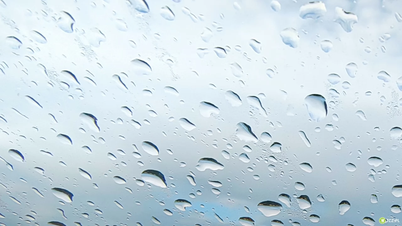 Kolejny dzień jesiennego lata - ostrzeżenie przed ulewami [AKTUALIZACJA]