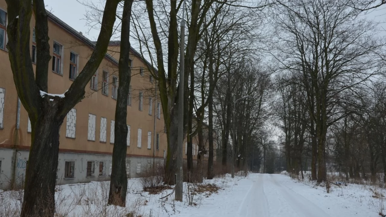 Koszarowiec do rozbiórki
