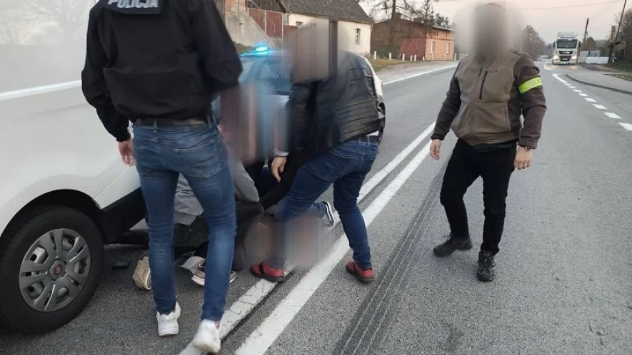 Kryminalni odzyskali skradzionego w Niemczech fiata - kierowca odpowie za paserstwo