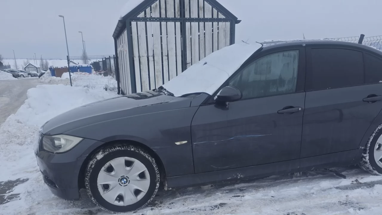 Ktoś uszkodził moje auto. Sprawco, jeszcze masz szanse na dogadanie się