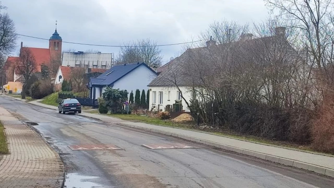 Leżący policjanci w gminie Gniew