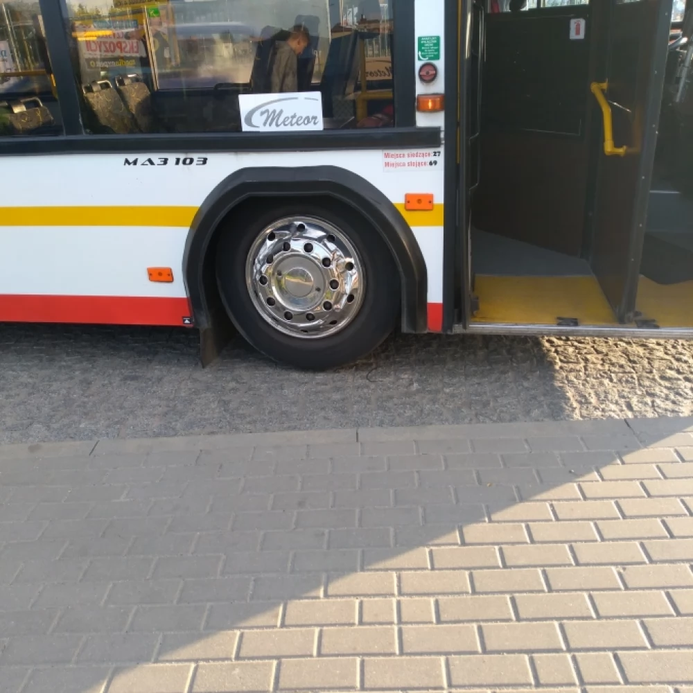 Meteor stoi na Żwirki
