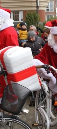 Mikołaj w tym roku przyjechał na rowerze