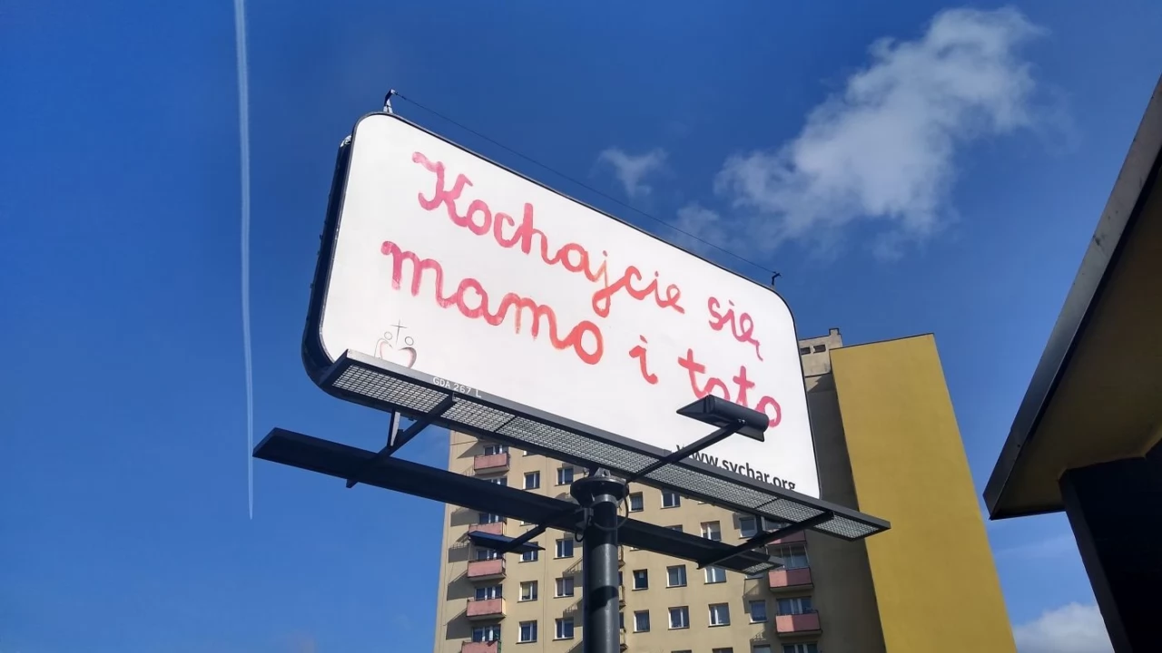 Miliony na billboardy? Głośna kampania także w Tczewie