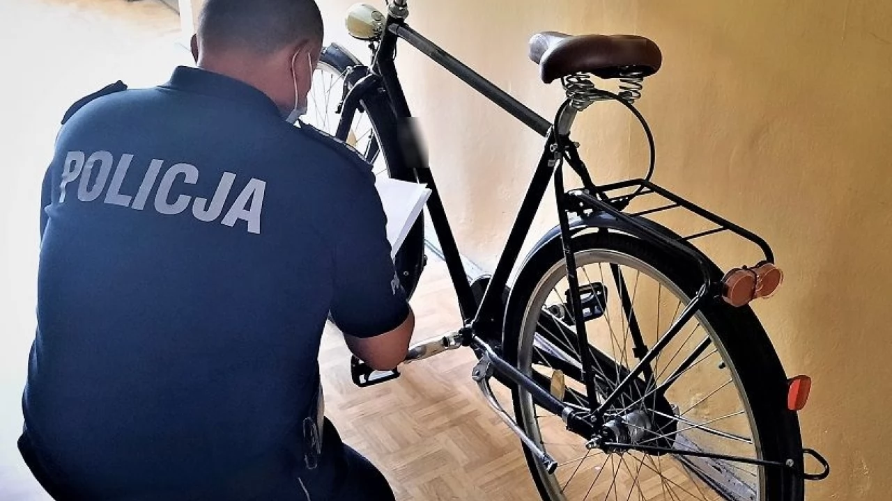 Na ul. Jedności Narodu znaleziono rower. Może to Twój?