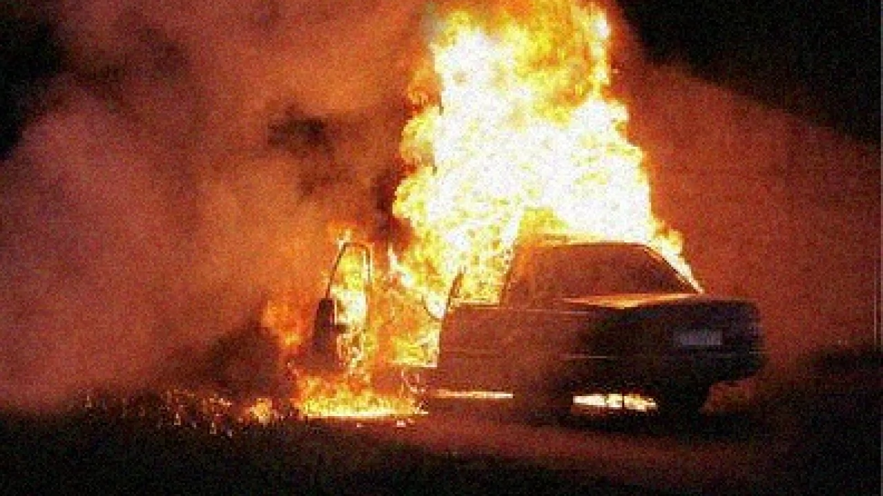 Na Wigury spłonęło auto