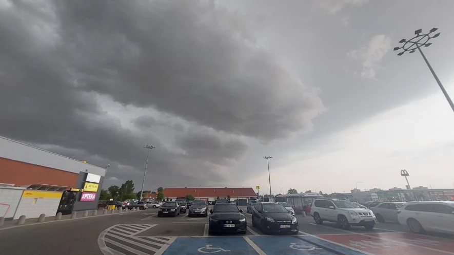 Najpierw gorąco, potem burzowo