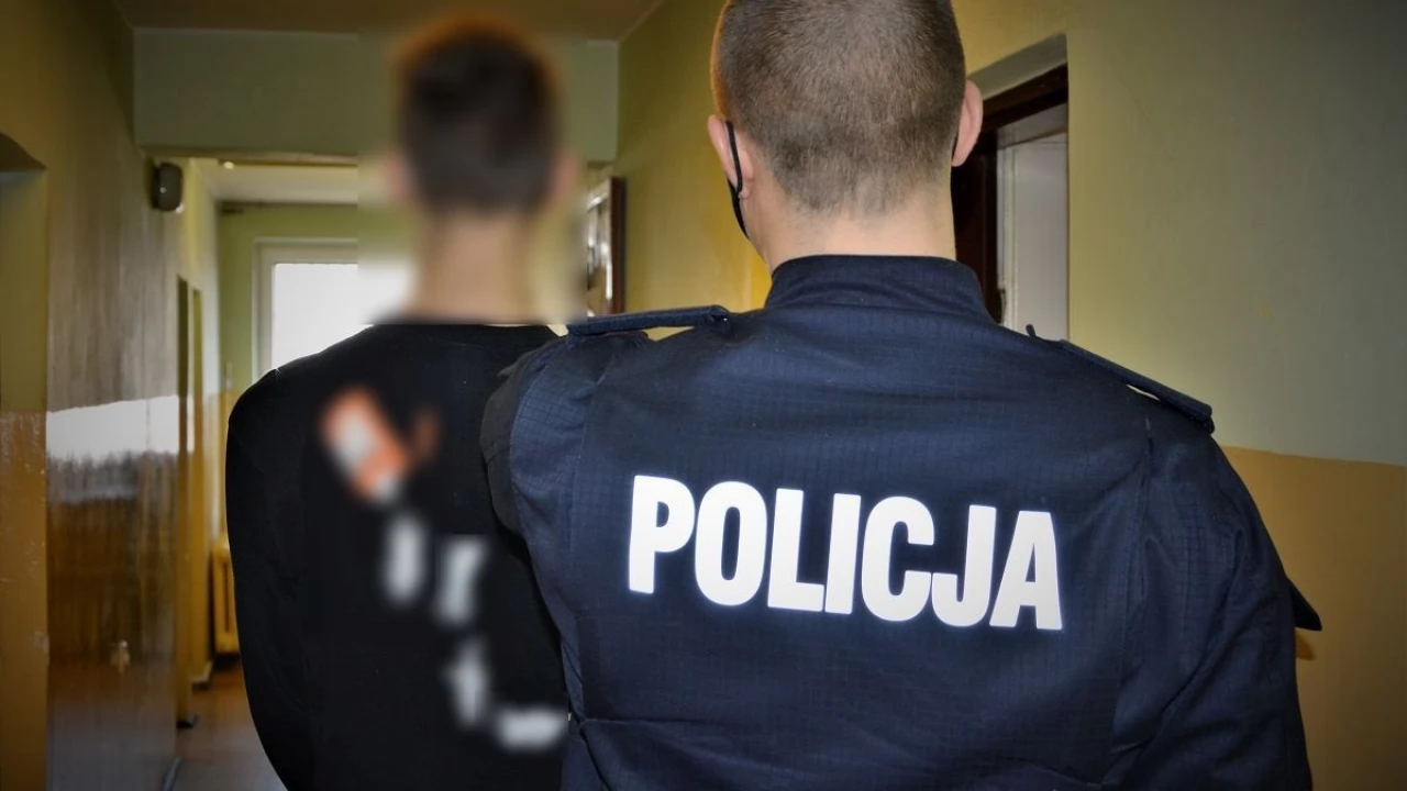 Narkotyki trzymał w opakowaniu po gumach