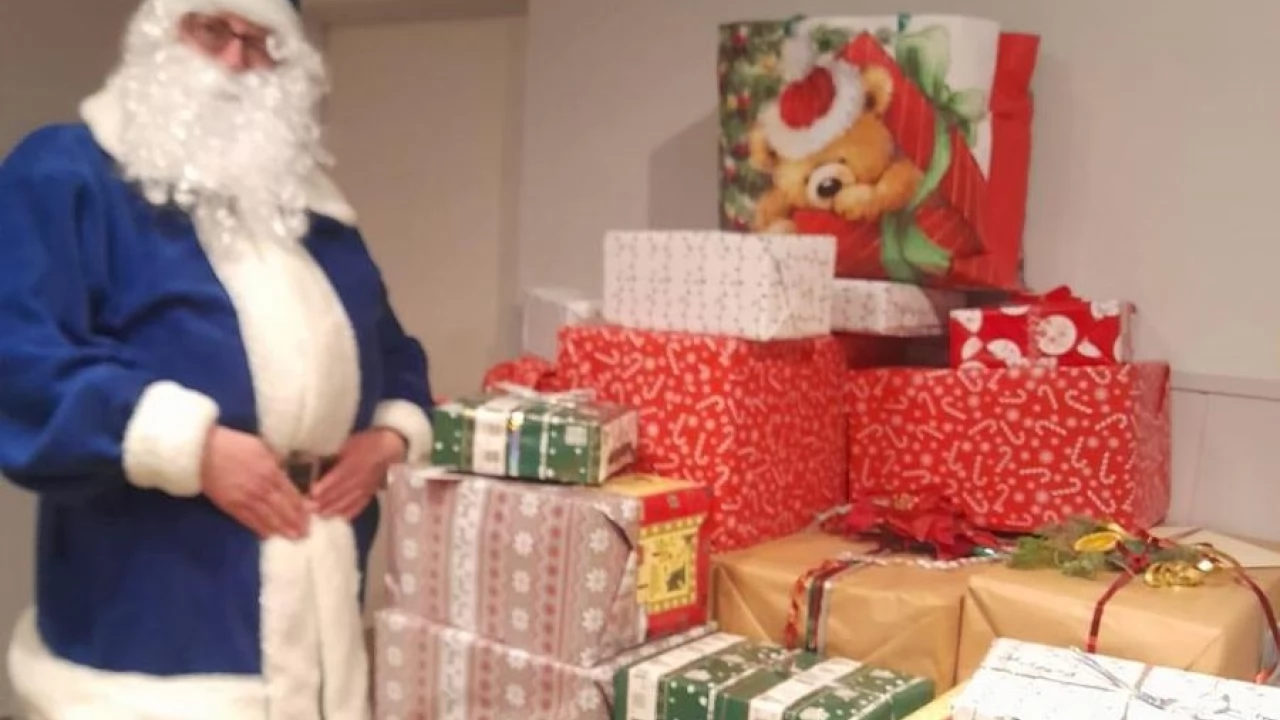 Niebiescy Mikołaje w akcji. Mundurowi pomogli dwóm rodzinom