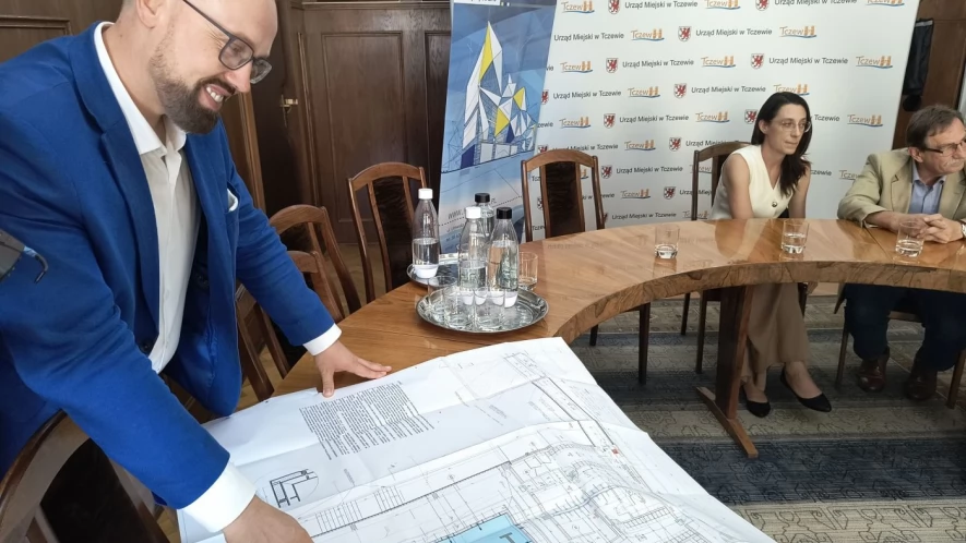 Nowy basen ma być gotowy w kwietniu 2026 roku