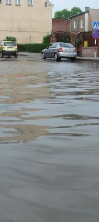 Woda opadła w tym miejscu w ciągu ok. 30 minut