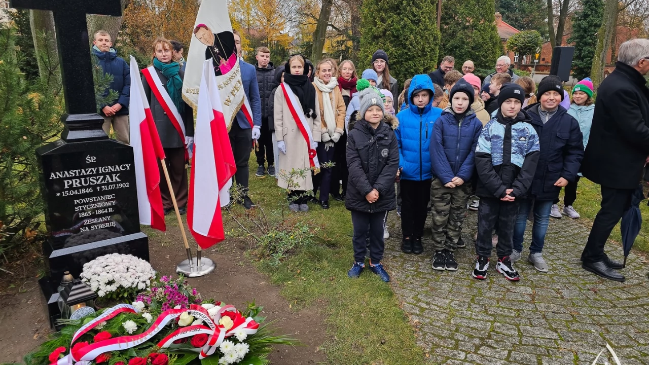 Oddali hołd Powstańcowi Styczniowemu Anastazemu Pruszakowi