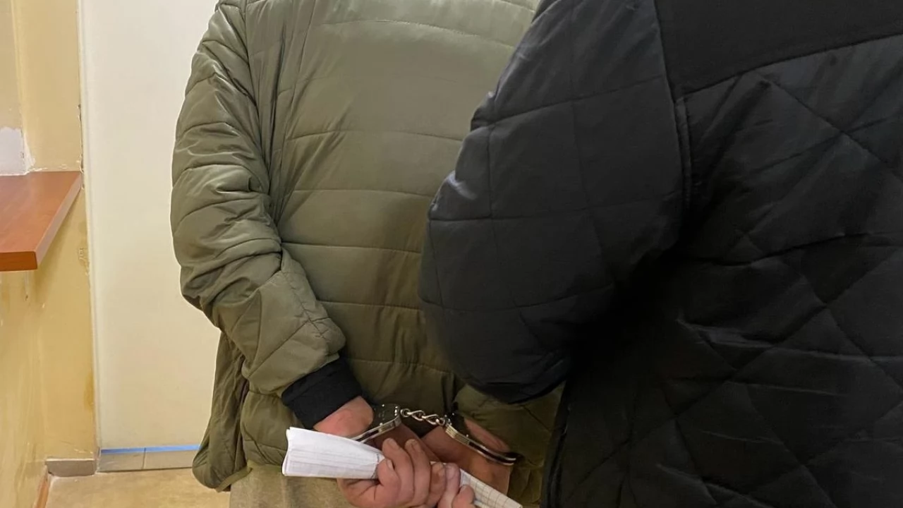 Odpowie za kradzież cementu i jazdę bez uprawnień