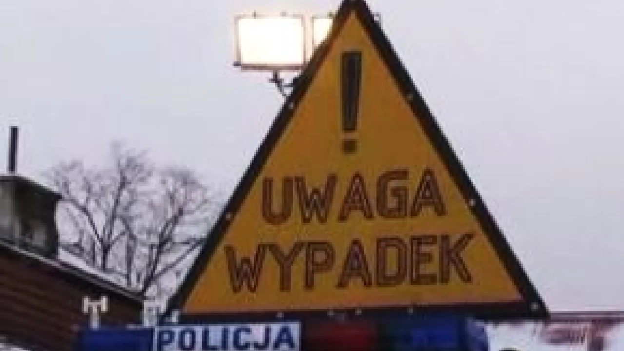 Olsze. Dachowanie na autostradzie A1