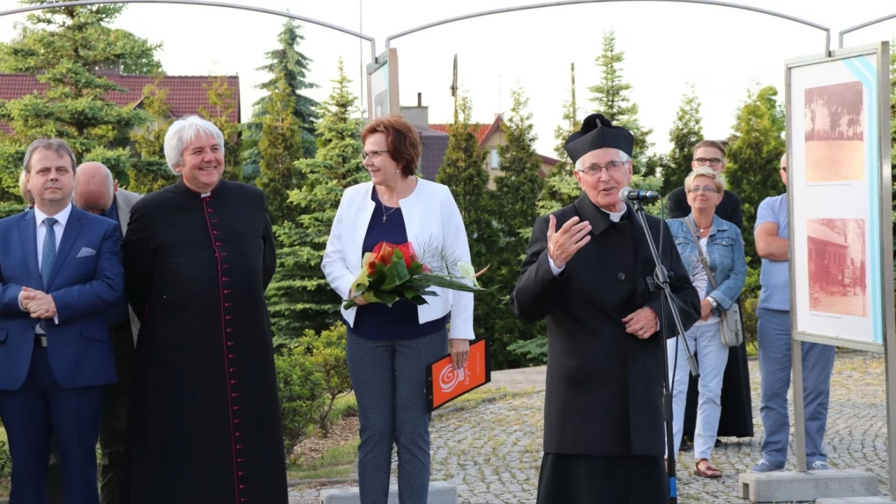 Online zobaczysz, jak budowali największą tczewską świątynię