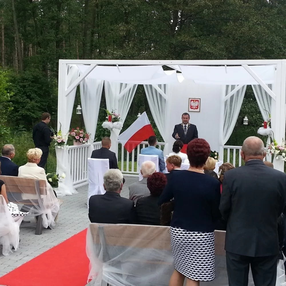 Pierwszy ślub w plenerze