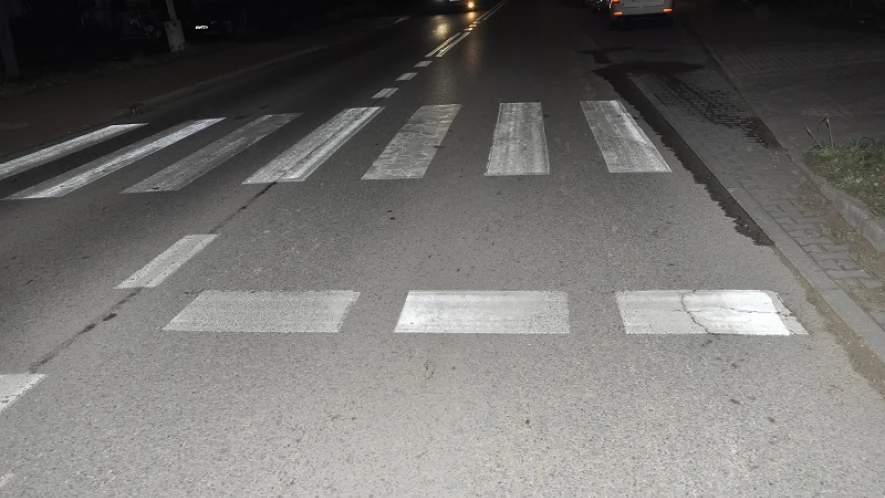 Piesza potrącona na pasach - policja apeluje o ostrożność