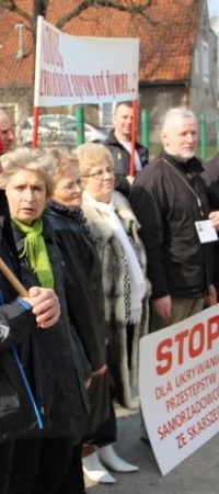 Protest przed tczewską prokuraturą