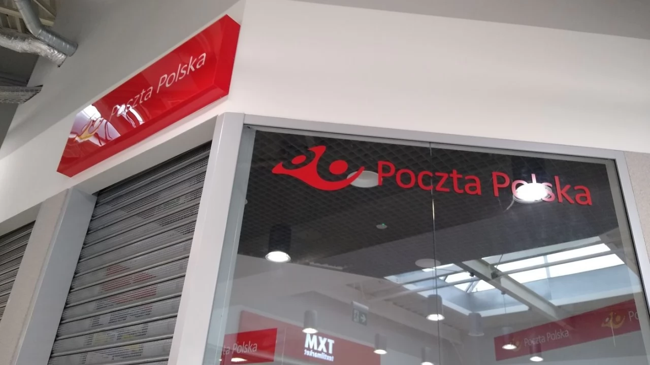 Placówka pocztowa na Bajkowym. Na razie do czerwca, zostanie na dłużej?