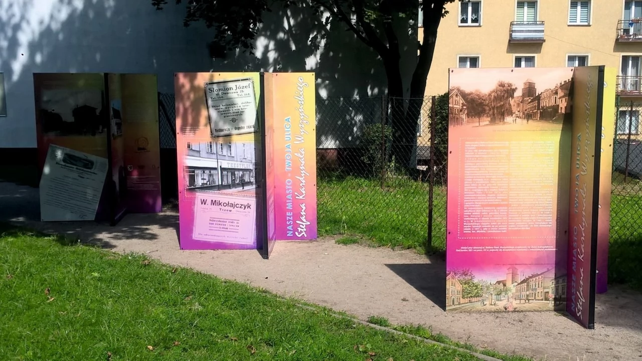 Plenerowa wystawa o historii ulicy Stefana Wyszyńskiego