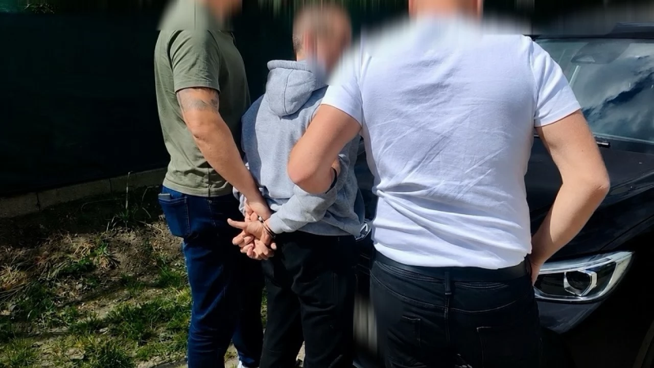 Pobił za czapkę. Teraz grozi mu 10 lat!