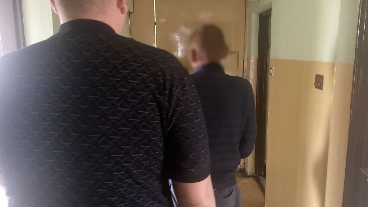Podpalił drzwi wejściowe, a po ujęciu sam zawnioskował o karę