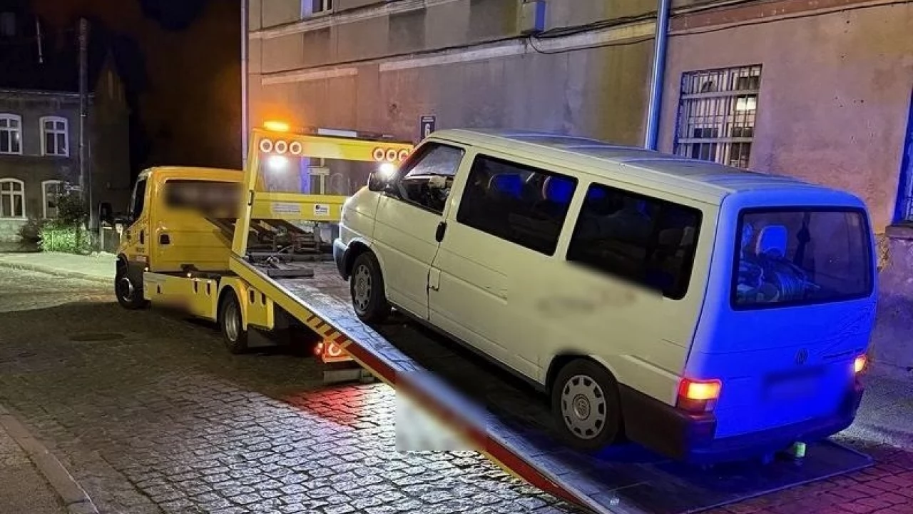 Podróż skończył na lawecie. W tle niedozwolone substancje i brak uprawnień