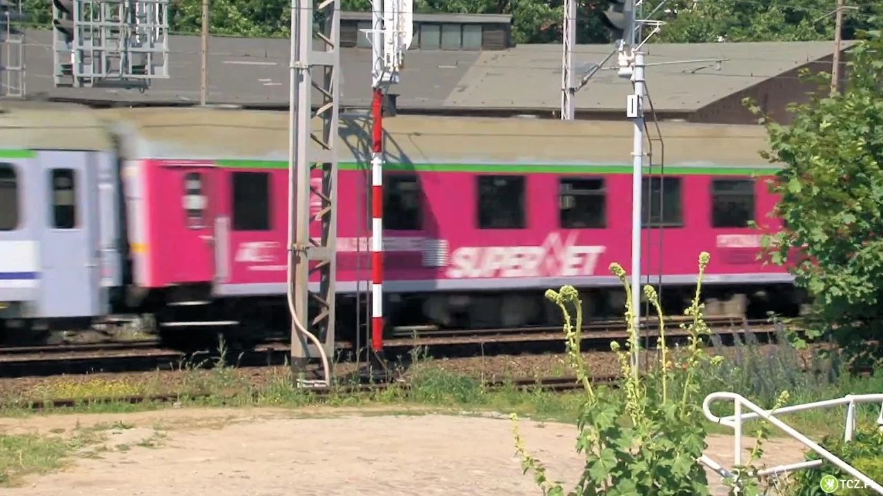 Podróże koleją na Wszystkich Świętych
