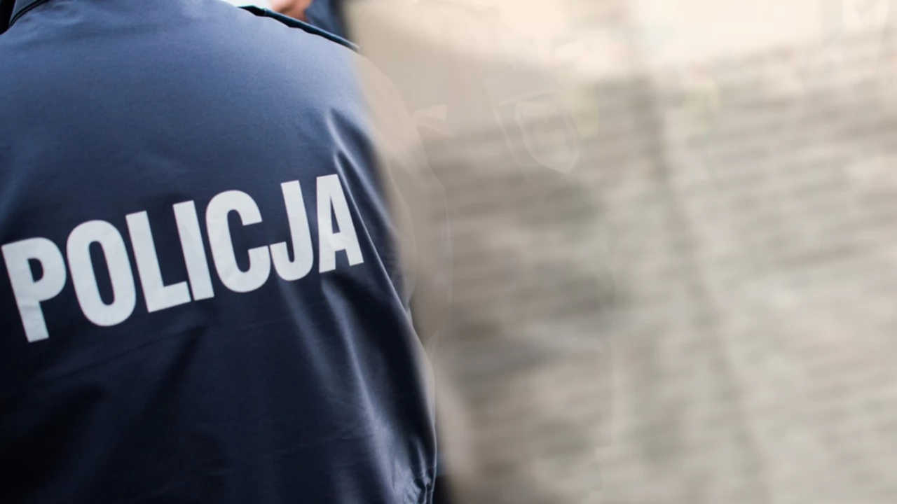 Policjanci poszukują świadków potrącenia na przejeździe rowerowym