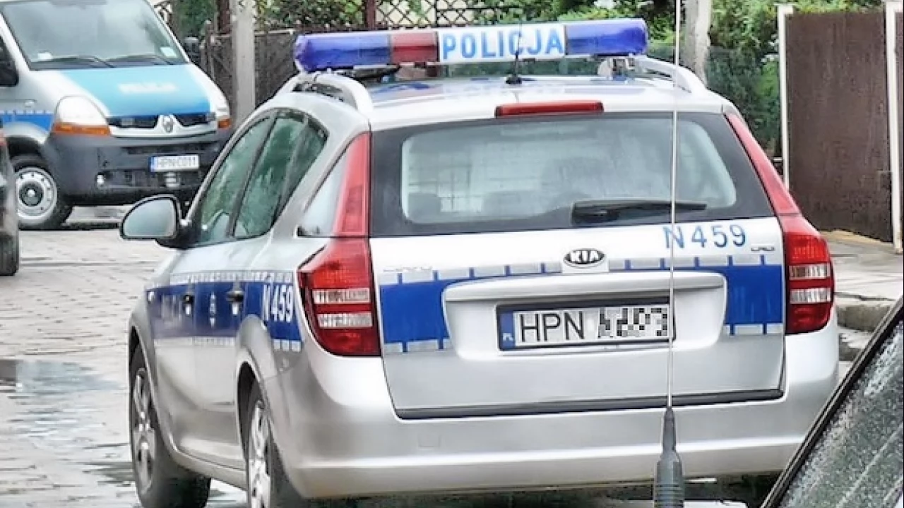 Policjanci poszukują świadków wypadku drogowego