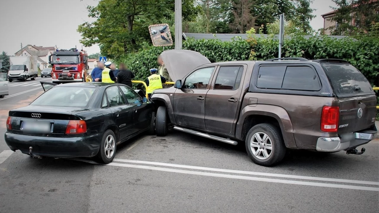 Policjanci zatrzymali prawo jazdy za spowodowanie wypadku