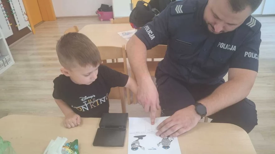 Policyjne porady na bezpieczne wakacje