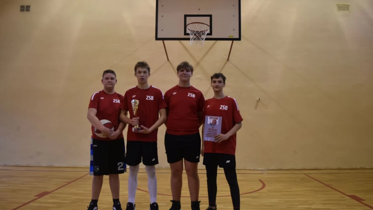 Powiatowa Licealiada w Koszykówce 3x3 Chłopców