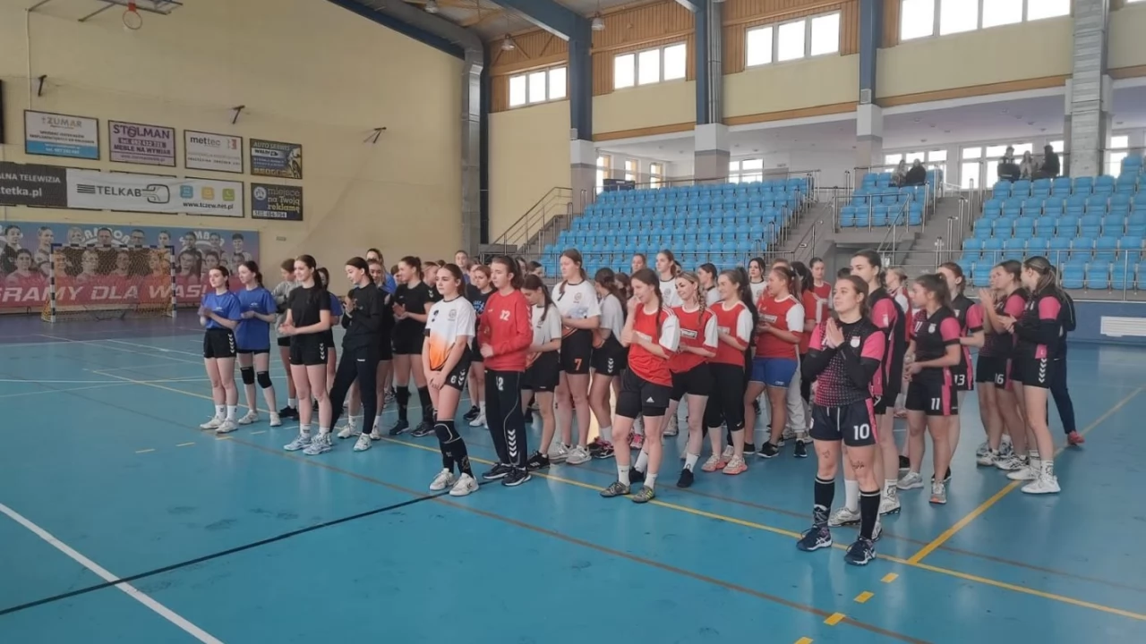 Powiatowa Licealiada w Piłkę Ręczną Dziewcząt