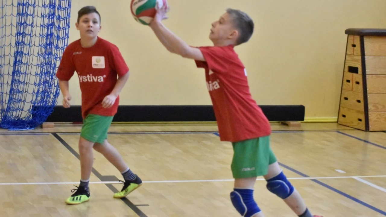Powiatowe Igrzyska Dzieci w Piłce Siatkowej "Dwójek" Chłopców