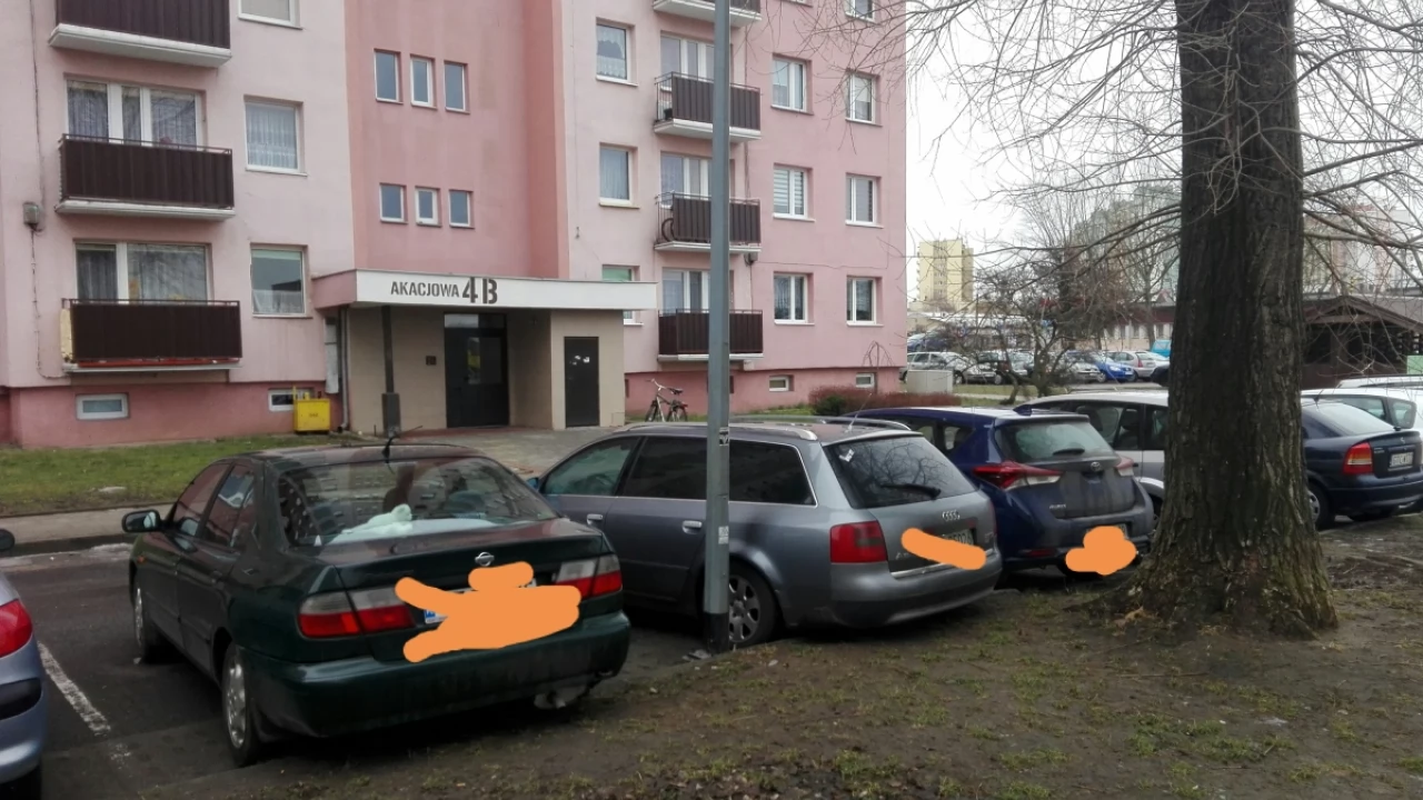Próba włamania do auta. Czy ktoś coś widział?