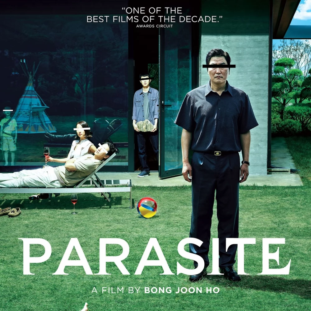 Projekcja "Parasite" w parku CKiS