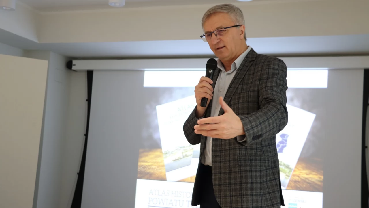 Promocja atlasu historycznego w Miejskiej Bibliotece Publicznej w Tczewie