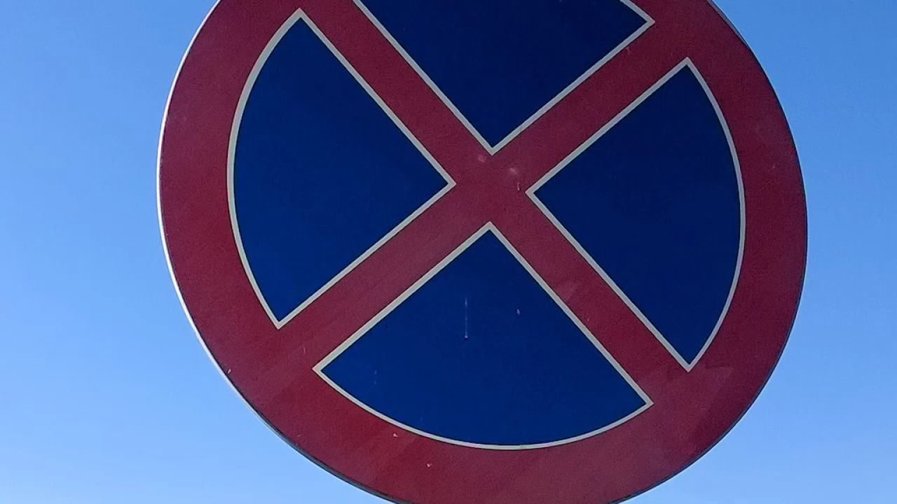 Przestarzałe oznakowania dróg